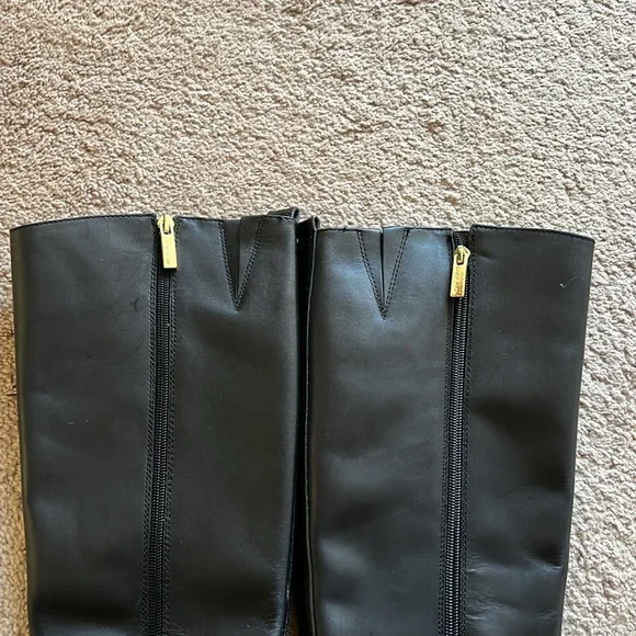 Louise et Cie Black Knee High Boots - Picture 3 of 5